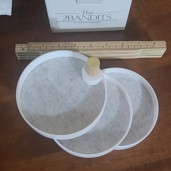 The 2 Bandits Tiered Tray - Picture 2 of 3